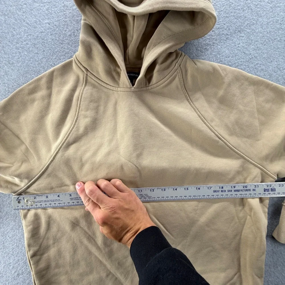 Banana Republic Mens Small Khaki Tan‎ Cotton Blend Raglan Pullover Hoodie Pocket